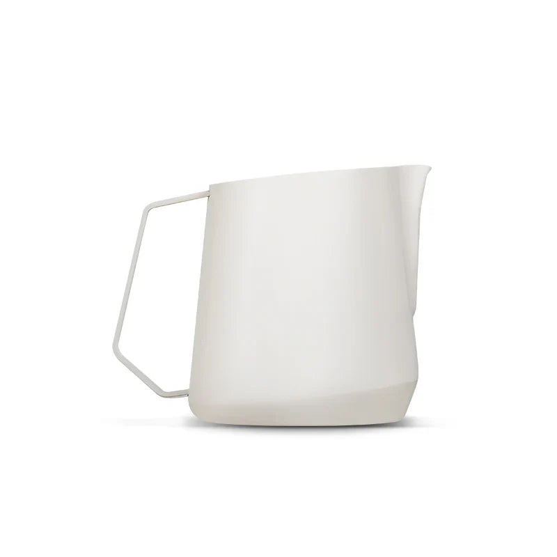 Mhw-3Bomber Milk Pitcher GT 600ml Off White U Shape Spout